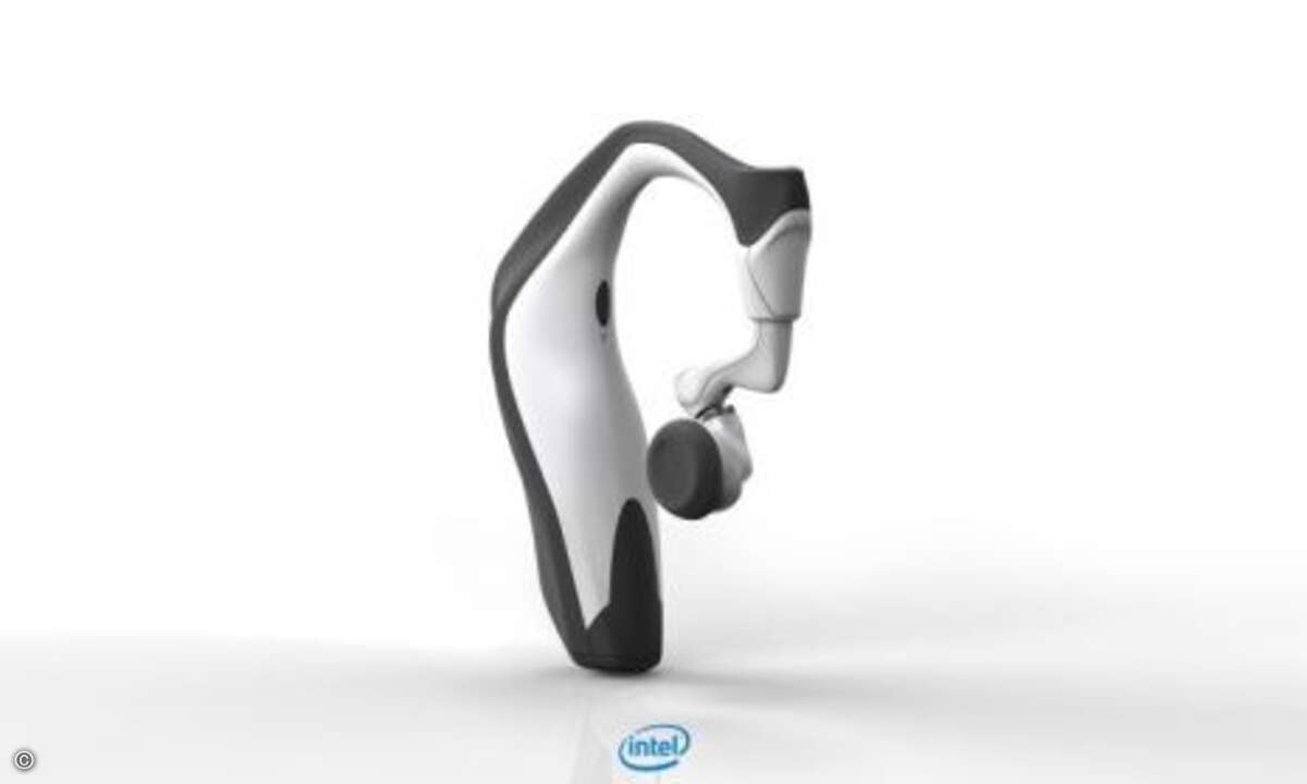 Das Headset »Jarvis« lauscht immer ein bisschen mit und lässt sich über Spracheingabe steuern (Foto: Intel)