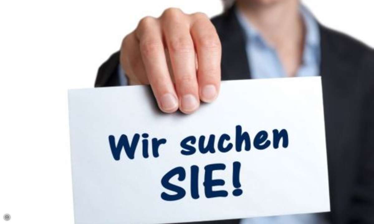 Verlockende Job-Angebote: Eine einfache Tätigkeit zu Top-Konditionen auszuschlagen fällt schwer. Spätestens wenn vor dem ersten Gehalt saftige Bearbeitungsgebühren oder Geld für Schulungen auf eigene Rechnung verlangt werden, sollten dennoch die Alar
