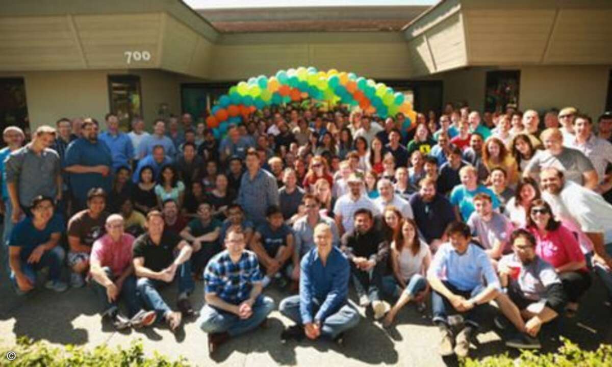 Für die ca. 300 Mitarbeiter bleibt nach der Übernahme von Google zunächst alles beim Alten. Nest bleibt als eigene Marke bestehen und Fadell ist weiterhin der Geschäftsführer des Unternehmens. Auch iOS wird weiterhin unterstützt. Allerdings wird der
