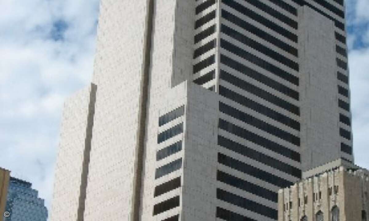 Whitacre Tower oder One AT&T Plaza nennt sich der Hauptsitz des US-Carriers AT&T. Das Gebäude ist über 177 hoch, umfasst 37 Stockwerke und bietet 93.000 Quadratmeter Fläche. (Foto: Wikipedia)