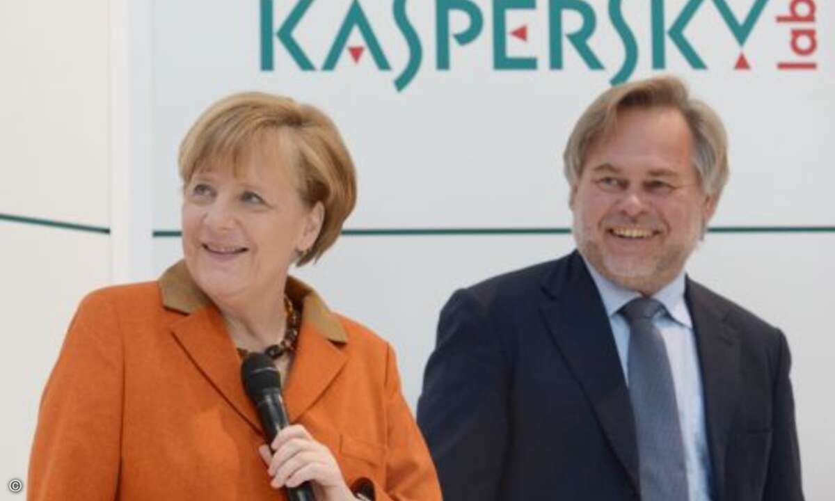 Drinnen warteten Prominente wie Angela Merkel und Eugene Kaspersky... (Bild: Deutsche Messe AG)