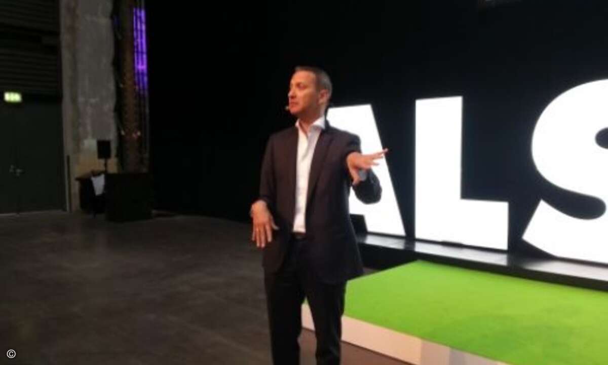 Gruppenchef Gustavo Möller-Hergt hielt die Keynote (Bild: CRN)