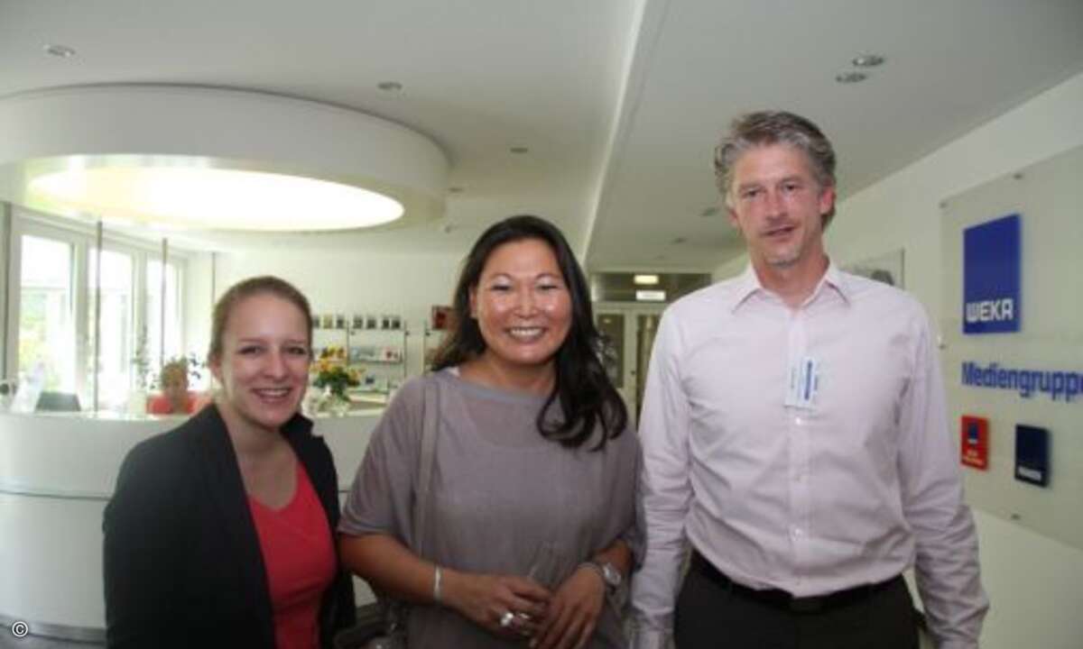 Felicitas Tietze (Text100) mit Miriam Franke (Sandisk) und Marc Riemen (Rieberg) im Foyer (Bild: CRN)