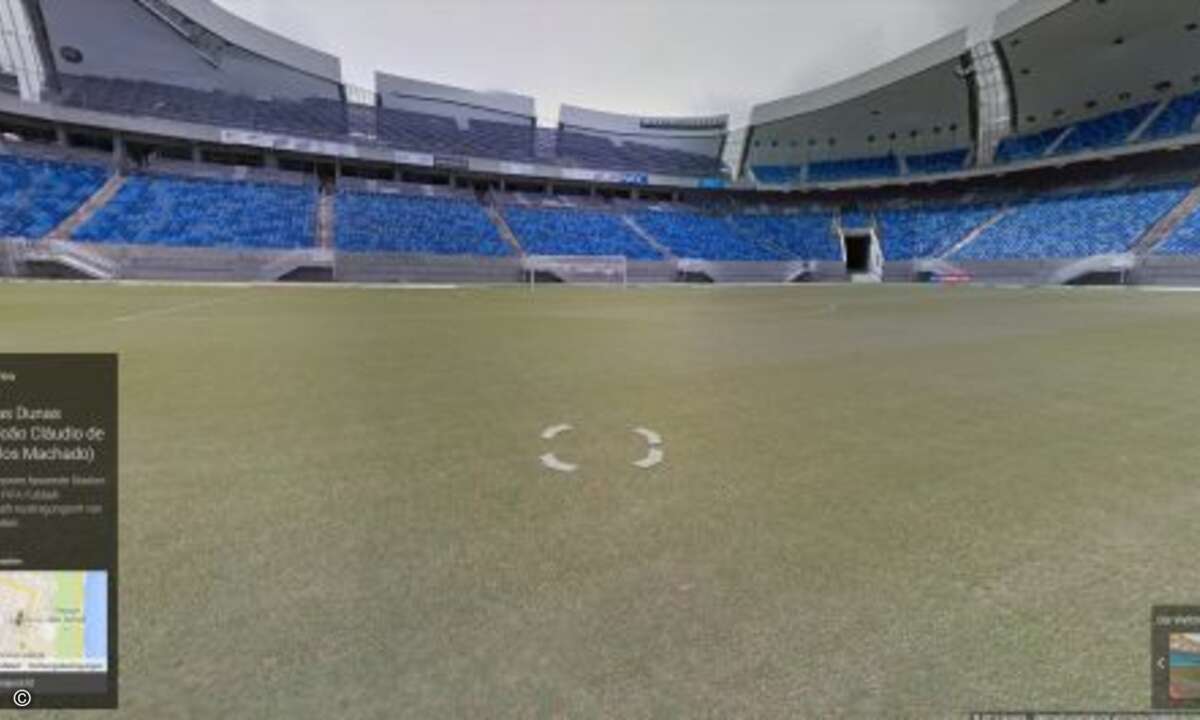 Nur noch wenige Meter bis zum gegnerischen Tor im Estádio das Dunas (Estádio João Cláudio de Vasconcelos Machado).
Das 43.000 Personen fassende Stadion ist während der FIFA Fußball-Weltmeisterschaft Austragungsort von vier Gruppenspielen.
(Bild: