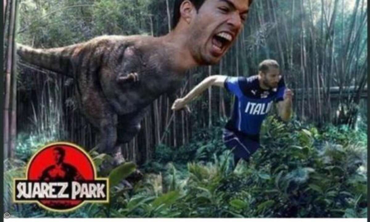 Auch als T-Rex macht Suarez eine gute Figur. (Quelle: Twitter)