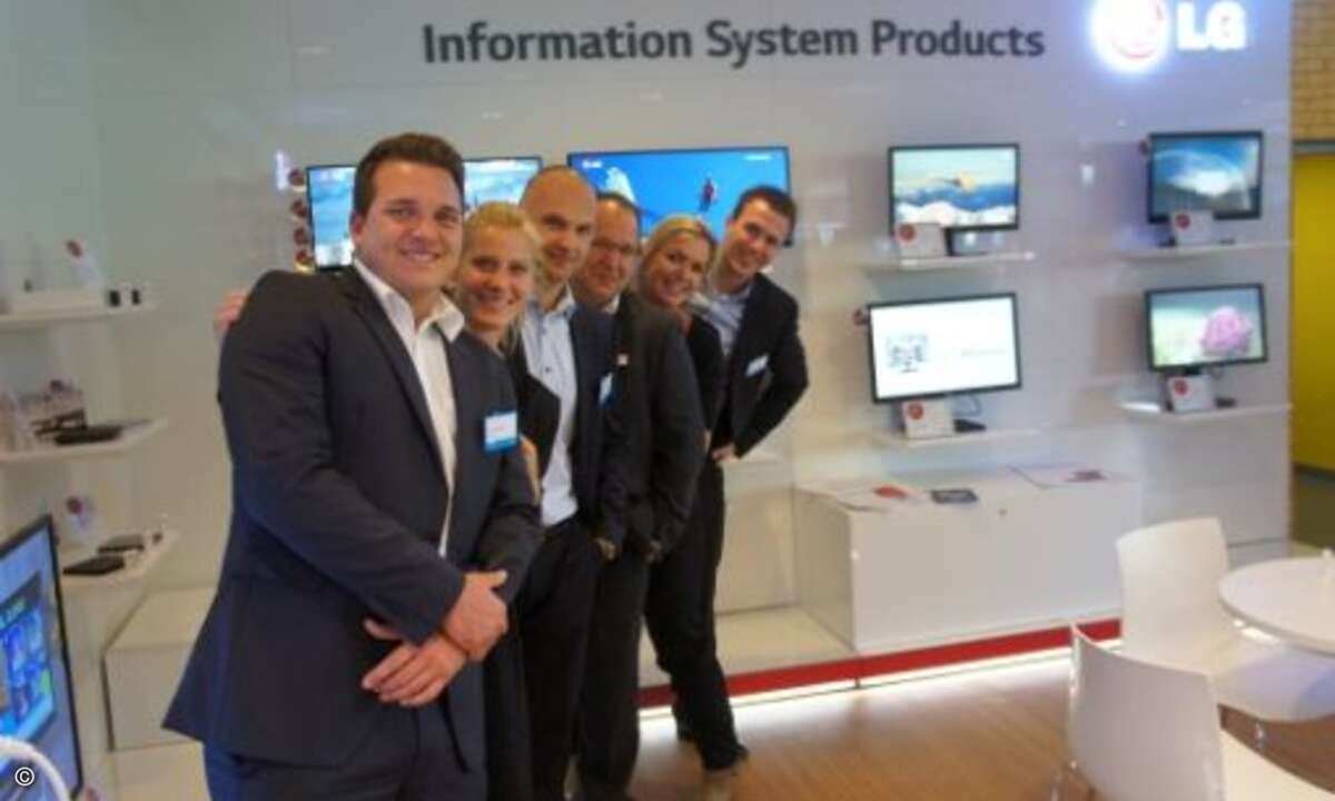 von links: Hendrik Nietsch (LG), Sandra Handel (CRN), Michael Vorberger (LG), Lothar Brüster (LG), Carolin Schlüter (CRN) und Philipp Waloßek (LG) (Bild: CRN)