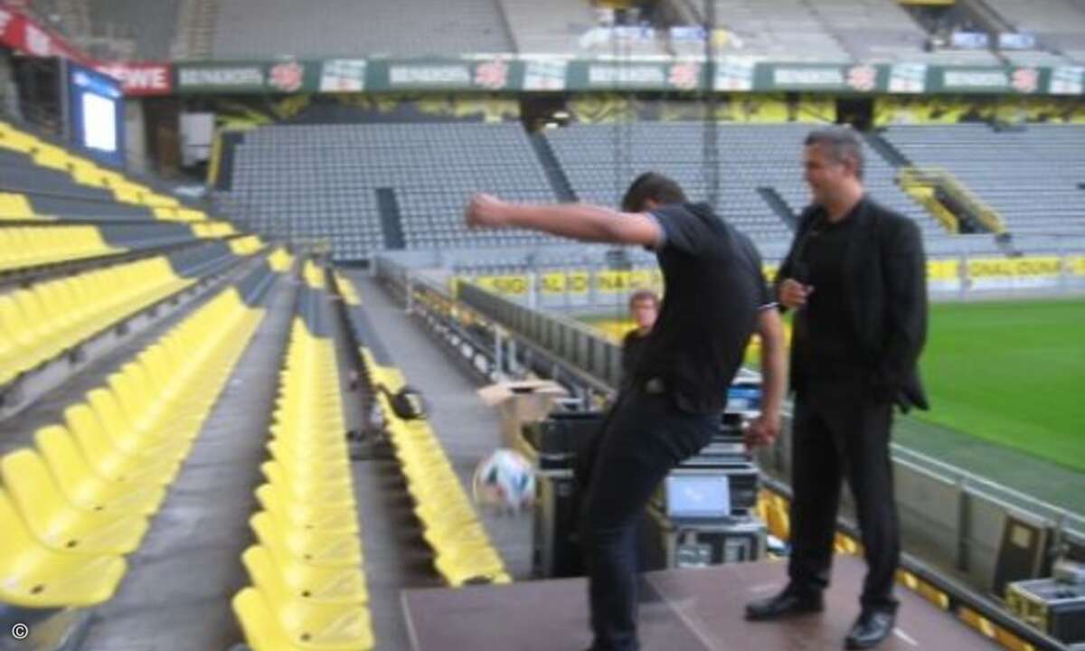 Nachwuchstalente kickten die Bälle in die Ränge (Bild: CRN)