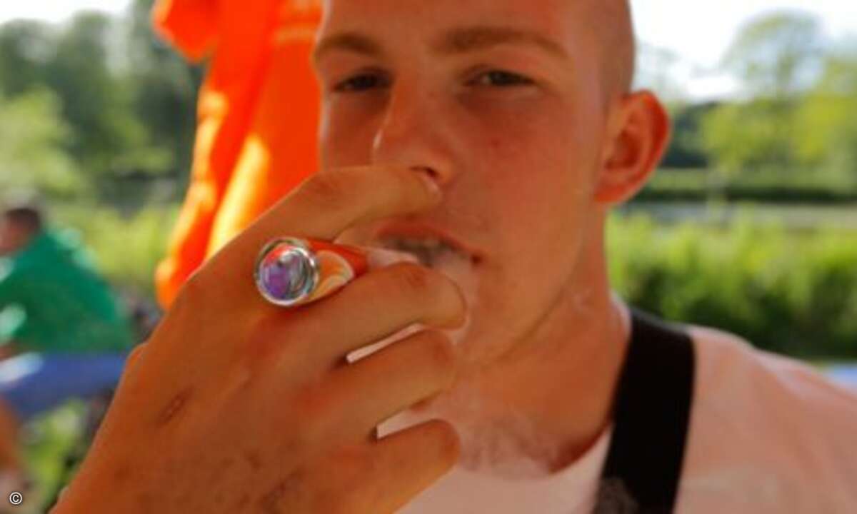 Der e-Joint zur Fußball-WM kostet keinen Aufpreis und soll für bis zu 500 Züge gut sein. Exklusiv wird er mit dem Flavour