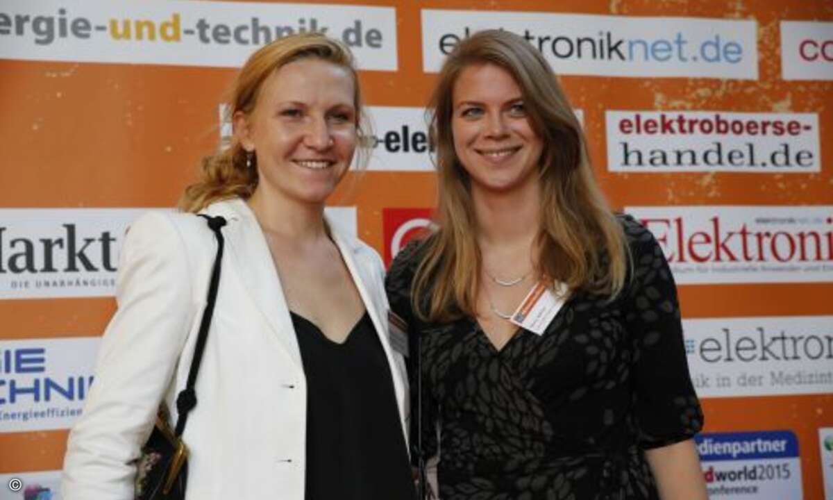 Elisabeth Drossbach (links) und Doris Meier von Qualcomm CDMA Technologies. (Foto: WEKA FACHMEDIEN)
