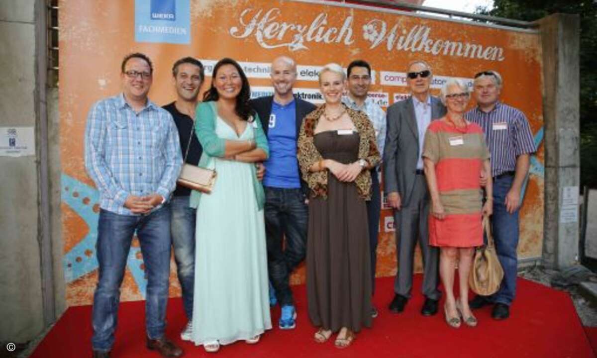 Lächeln für eines der vielen Gruppenfotos. (Foto: WEKA FACHMEDIEN)