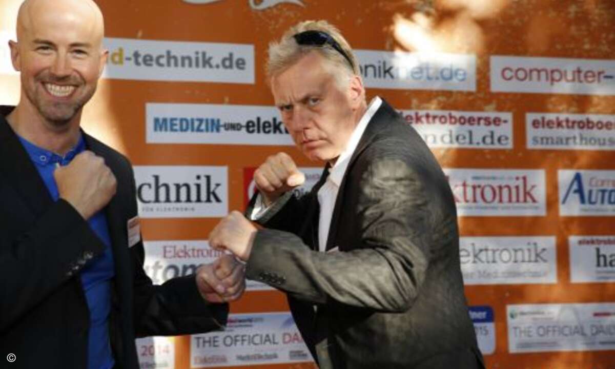 Kickboxer unter sich: Matthäus Hose (links) mit Stuntman Michael Düssel. (Foto: WEKA FACHMEDIEN)