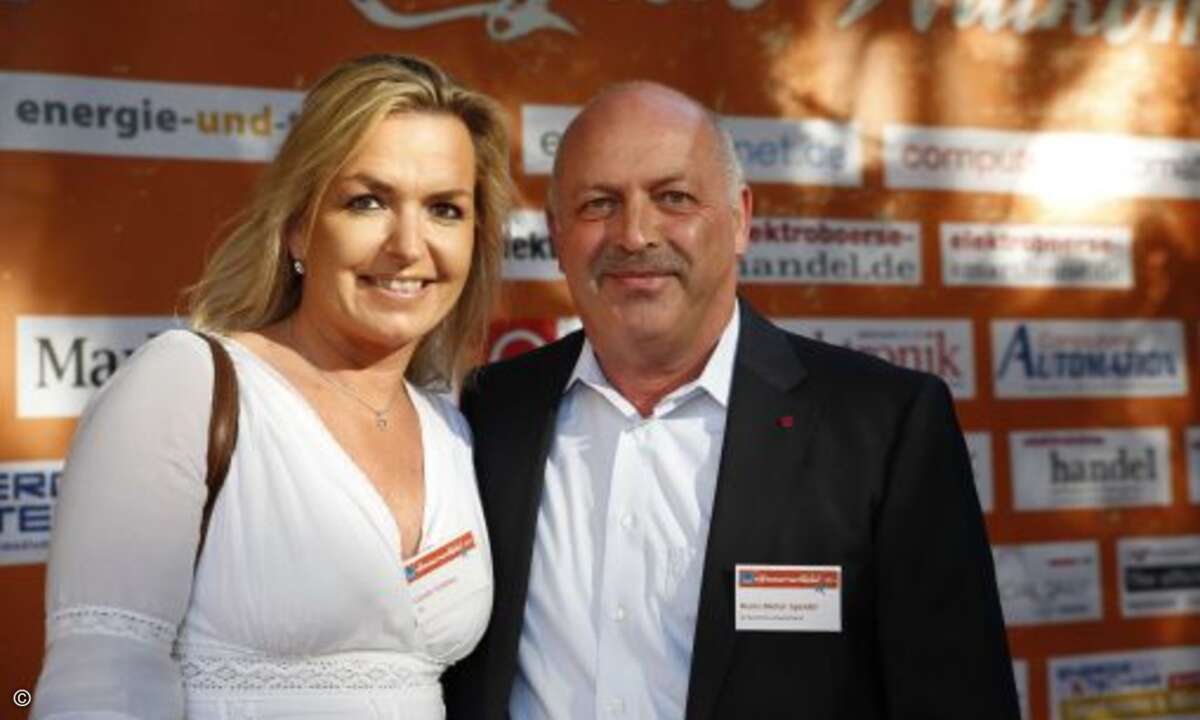 Carolin Schlüter (CRN) mit Heinz Dieter Speidel von LG Electronics. (Foto: WEKA FACHMEDIEN)