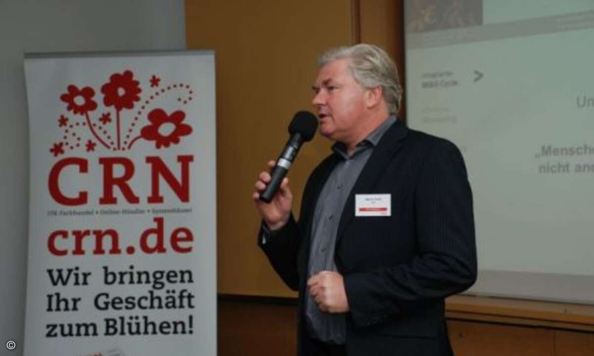 CRN-Chefredakteur Martin Fryba moderierte den Cloud-Workshop. (Foto: CRN)