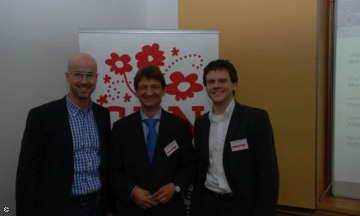 Matthäus Hose (v. links) mit Bernhard Schmid (GVM) und Vinzent Ellissen. (Foto: CRN)