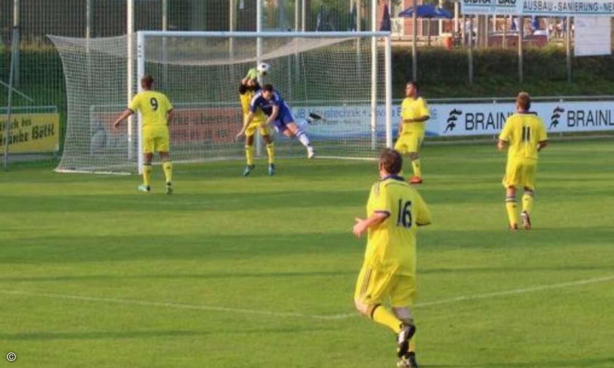 Der Fachhändler-Keeper in Bedrängnis. (Foto: CRN)