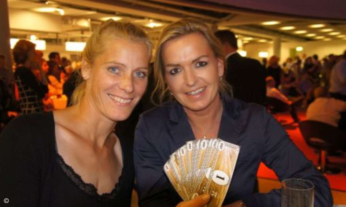 Die Zockerinnen von der CRN Sandra Hanel und Carolin Schlüter (Bild: CRN)