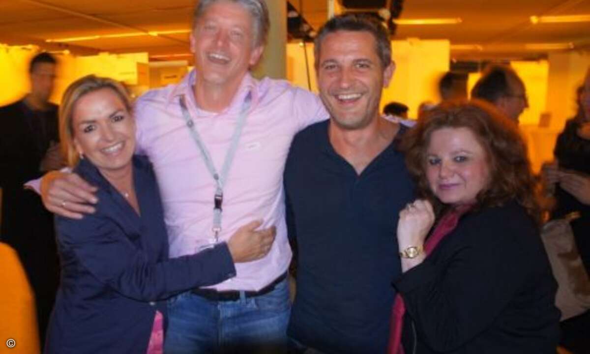 Carolin Schlüter (CRN), Marc Riemen (Epic Gear), Dieter Rahe (Schneider Electric) und Ulrike Foellmer (ElectronicPartner) (Bild: CRN)