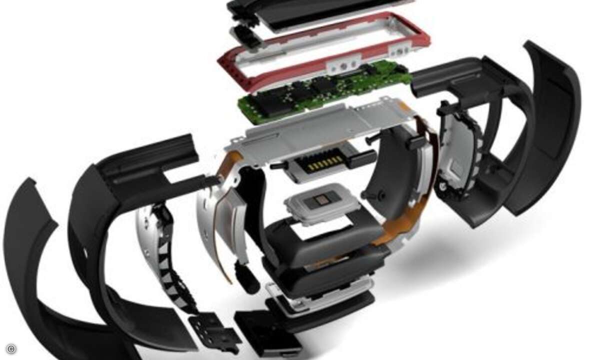 Im Inneren des Band stecken einige Technik und vor allem zahlreiche Sensoren von einem UV-Sensor über GPS bis hin zu zahlreichen Körperfunktions-Messpunkten (Foto: Microsoft)