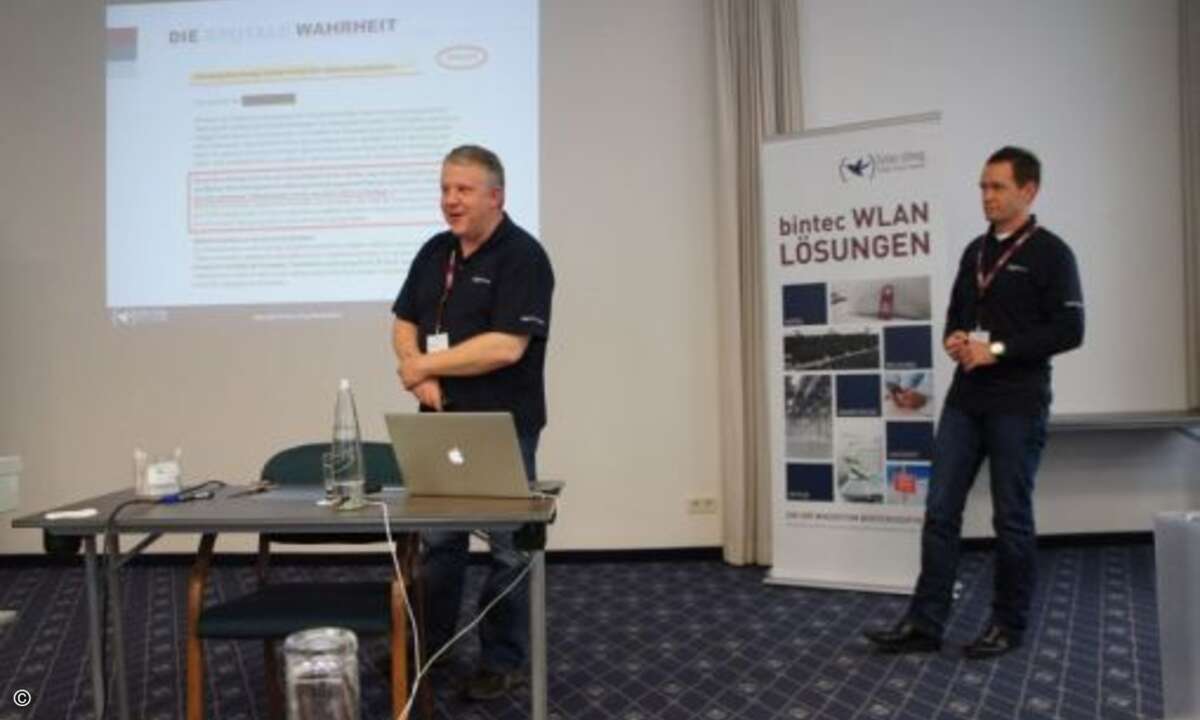 Bernd Büttner (links) und Jochen Bräunlein (beide Bintec Elmeg) stellten sich auch den Fragen des Publikums (Foto: CRN)