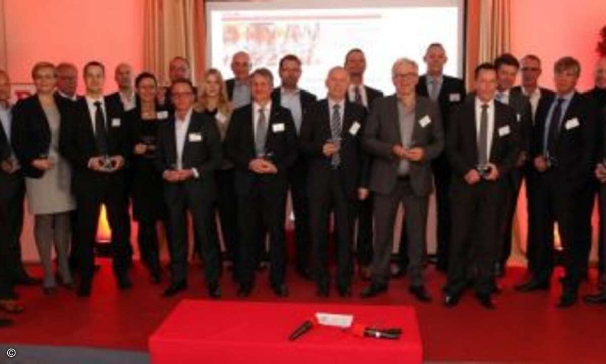 Zum Auftakt wurden die Gewinner der Leserwahl zum Channelmanager des Jahres 2014 ausgezeichnet (Foto: A. Juranits)