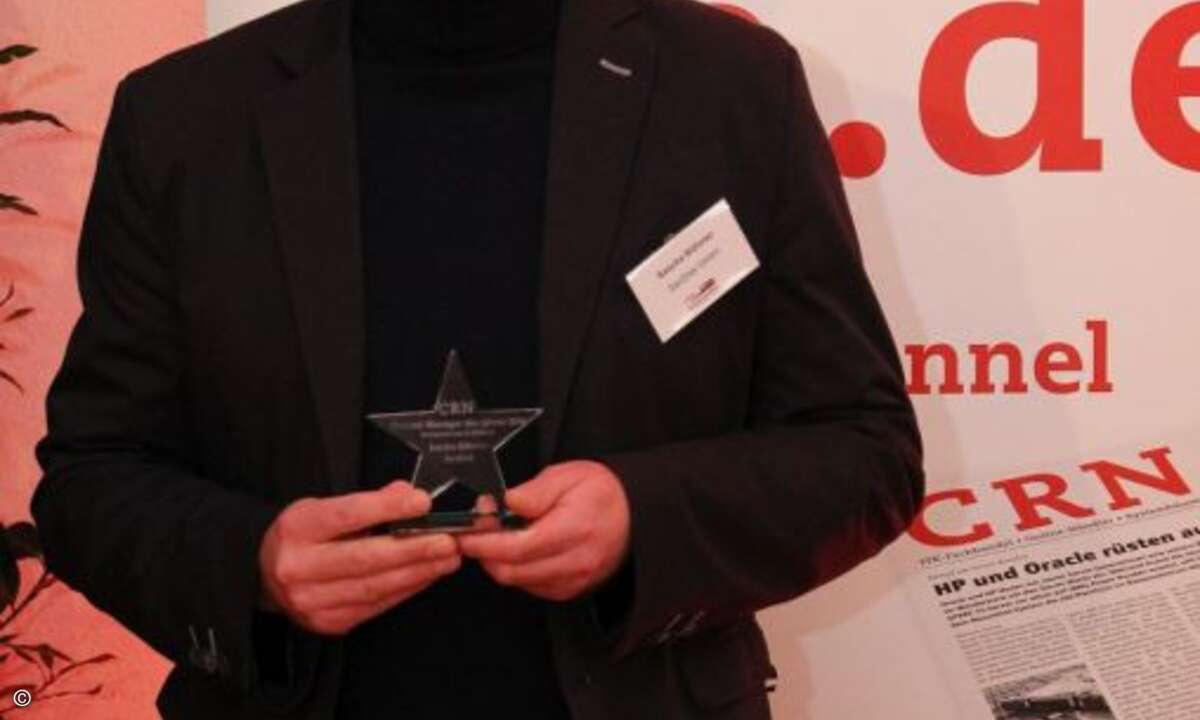 ...und präsentierte ihn genauso wie Sascha Böhmer von SanDisk der Kamera
