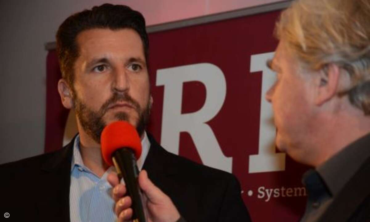 ...und musste dem Vollblutjournalisten gleich Rede und Antwort stehen