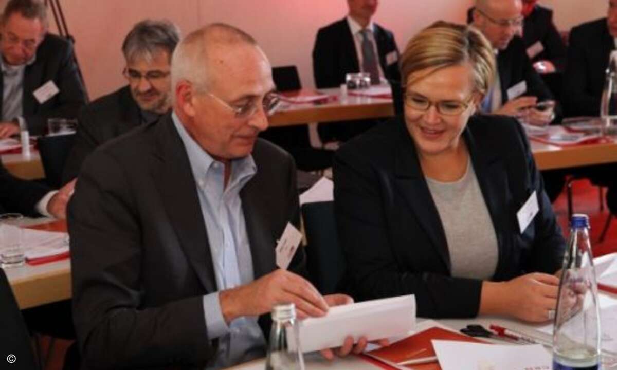 Mike Cato von Intel und Carolyn Lüdtke von Kyocera (Bild: CRN)