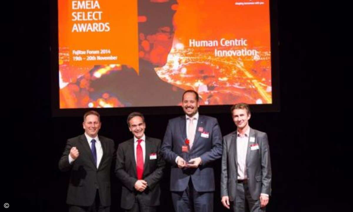 ACP IT Solutions erhielt die Auszeichnung als Fujitsu EMEIA Partner des Jahres (Foto: Fujitsu)