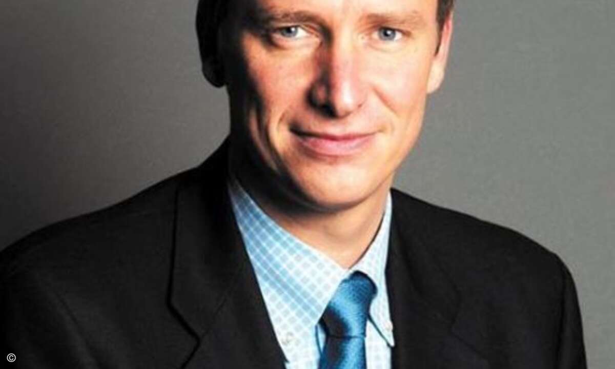 »Manch eine Eskalationsstufe würde es bei einem offenen und respektvollen Umgang mit Kunden und Fachhändlern gar nicht geben. Hier leistet eine professionelle Öffentlichkeitsarbeit gute Dienste«. Ralf Riba, früher Vertriebsleiter bei Compu-Shack Dis