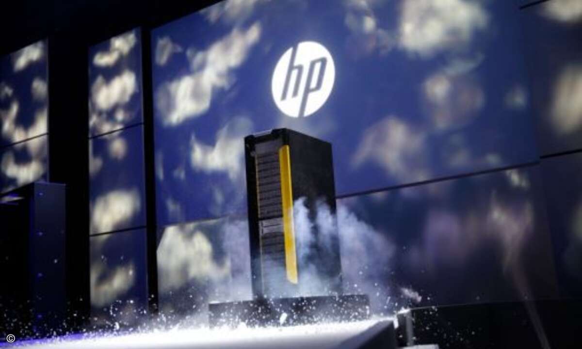 Der »3PAR Storeserv 7000c« wurde mit einer kleinen Explosion enthüllt. (Foto: HP)