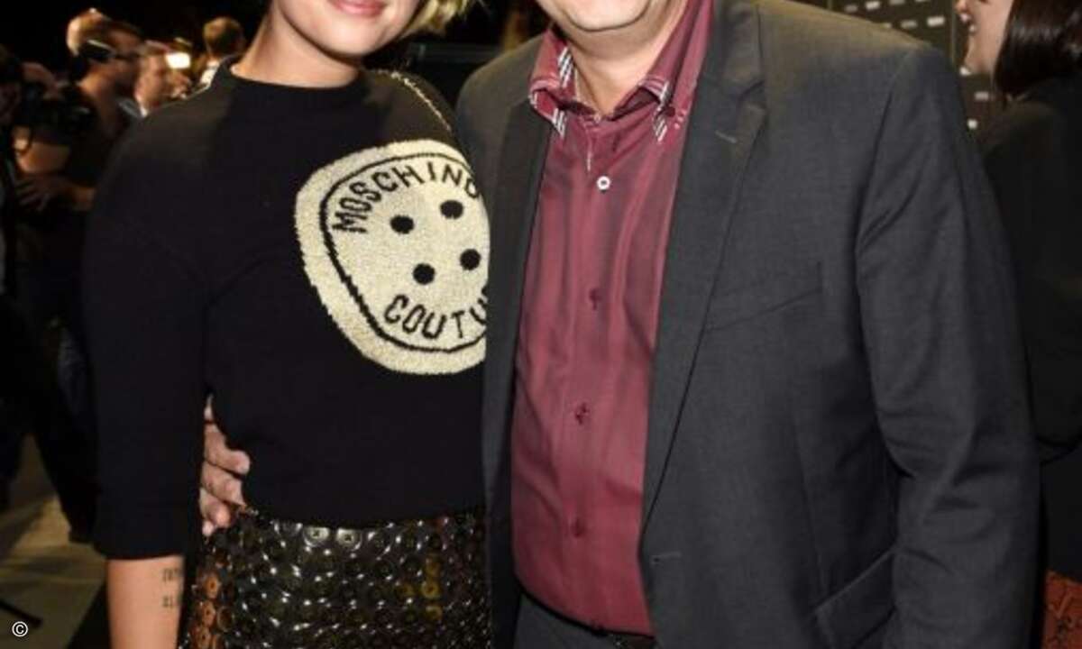 VIP-Gast Pixie Geldof mit Gernot Teufel,Country Manager Germany CU Central Europe Sony Mobile Communications (Bild: Sony)