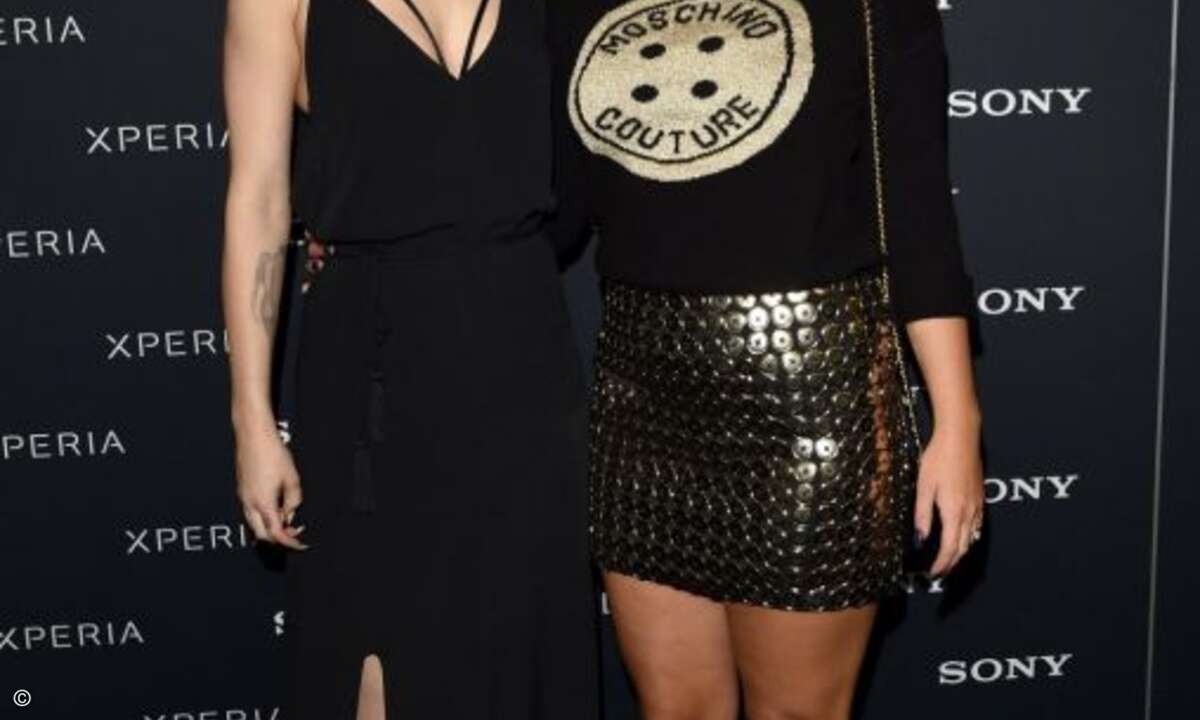 Rumer Willis und Pixie Geldof (Bild: Sony)