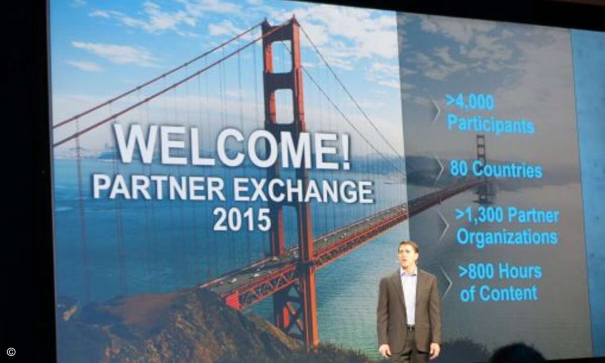 VMware-COO Carl Eschenbach hieß die Teilnehmer bei der Keynote am Dienstag willkommen.(Foto: CRN)