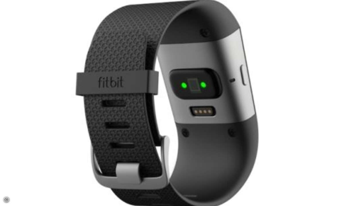 Der Puls wird am Handgelenk aufgezeichnet - ein Brustgurt wird nicht benötigt (Foto: Fitbit)