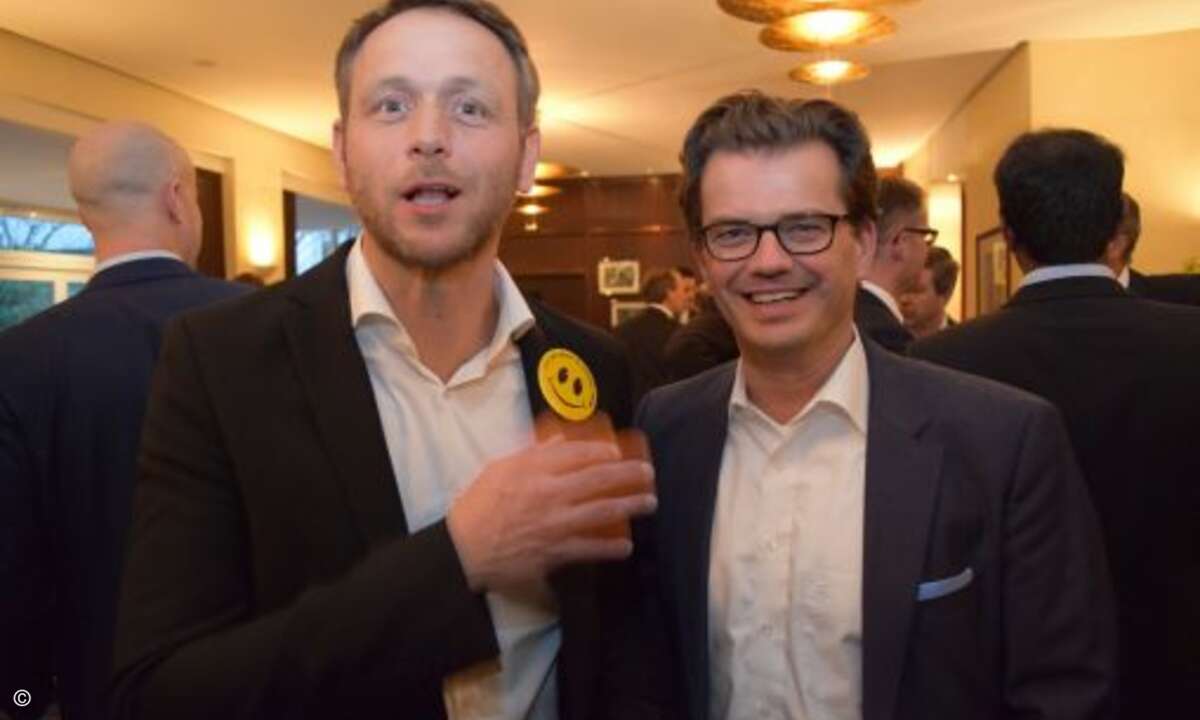 Immer schön den CRN-Button am Revers: Guido Forsthövel und Oliver Barz (beide BenQ)
