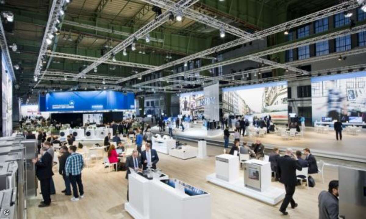 Von Smartphone und Tablet bis zu Waschmaschine und Fernseher gab es einiges zu sehen (Foto: Samsung)