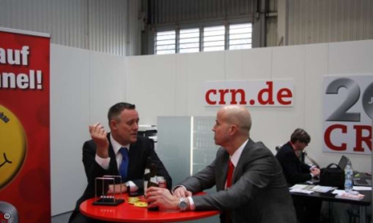 CRN-Stammtisch mit Bernd Tillmann (Tarox) und Matthäus Hose (CRN) - und Tegernseer Bier (Foto: CRN)