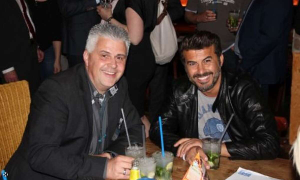 Gernot Teufel (Sony Mobile) und Mike Galeli (Galeli Zubehör) probierten die Cocktails