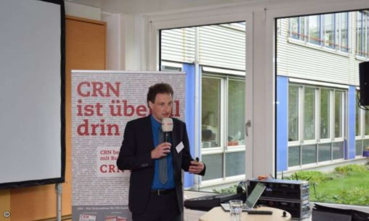 Franz Obermayer, Vorstand complimant AG und Geschäftsführer FOXiT, referierte darüber, wie Systemhäuser sich erfolgreich als Dienstleister für IT-Sicherheit positionieren (Foto: CRN)