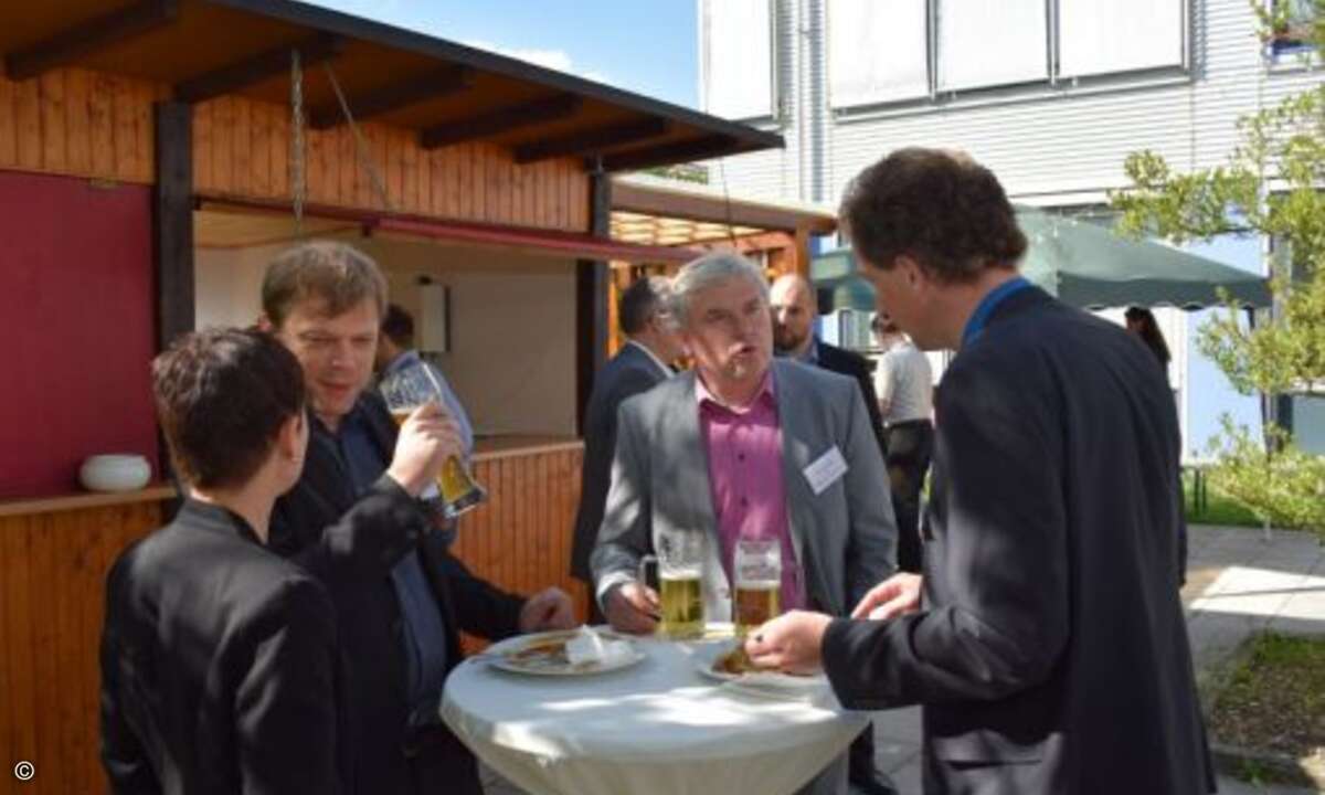 Bei Essen und Bier fand der Solution Day seinen Ausklang (Foto: CRN)