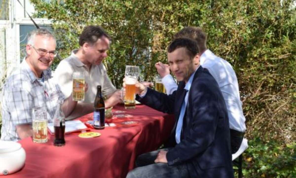 Bei Essen und Bier fand der Solution Day seinen Ausklang (Foto: CRN)
