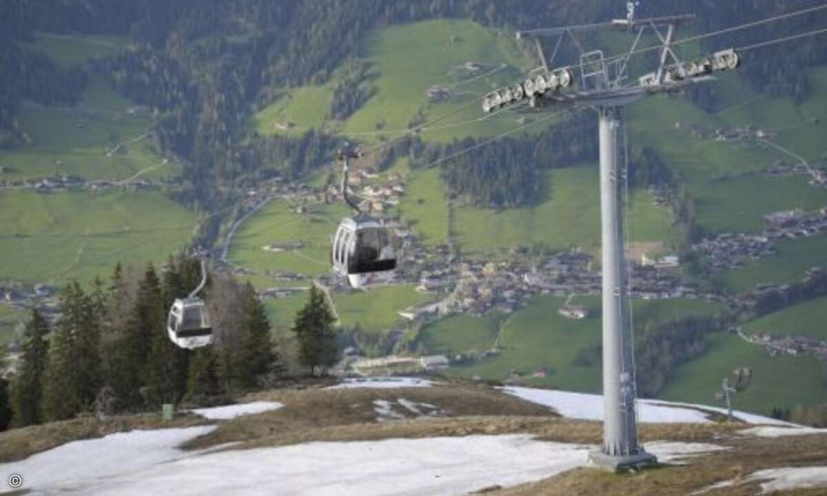Mit der Seilbahn ging es zum Dinner (Foto: Barracuda Networks)
