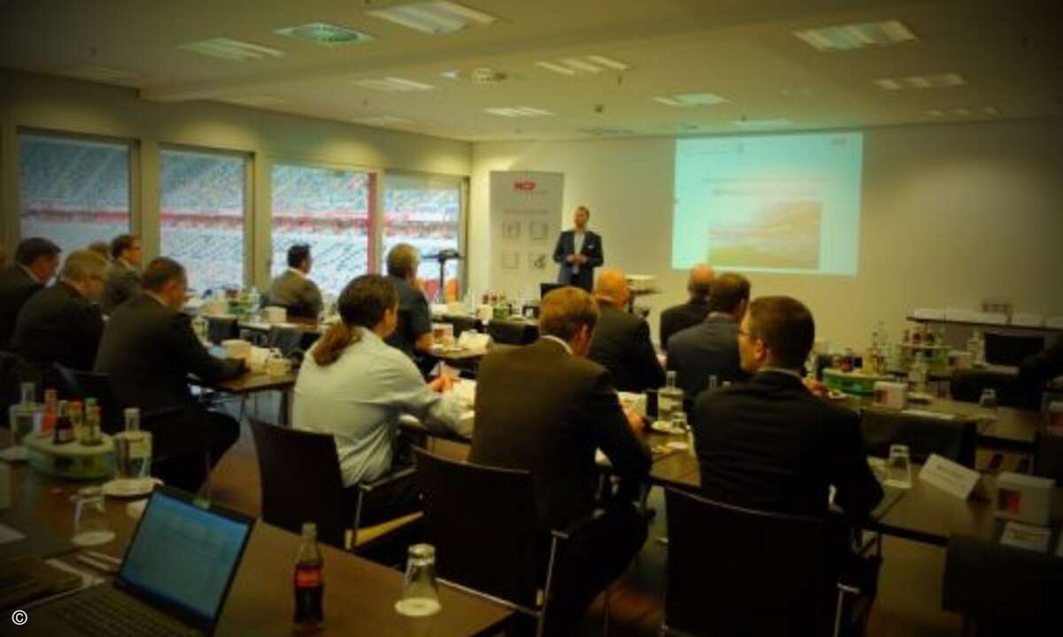 Bernd Kann heißt Fachhandelspartner und Distributoren beim NCP-Partnertag willkommen (Foto: NCP)