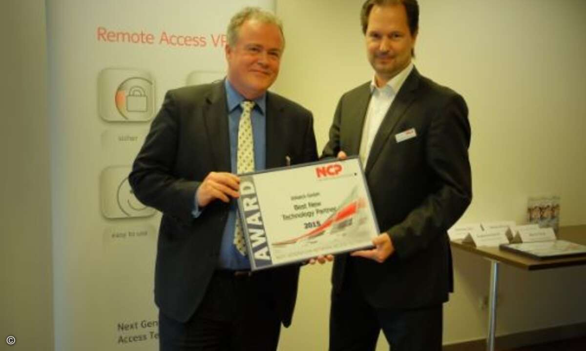 IT Watch wurde als »Best New Technology Partner« ausgezeichnet, Ramon Mörl (links) nimmt den Award entgegen (Foto: NCP)