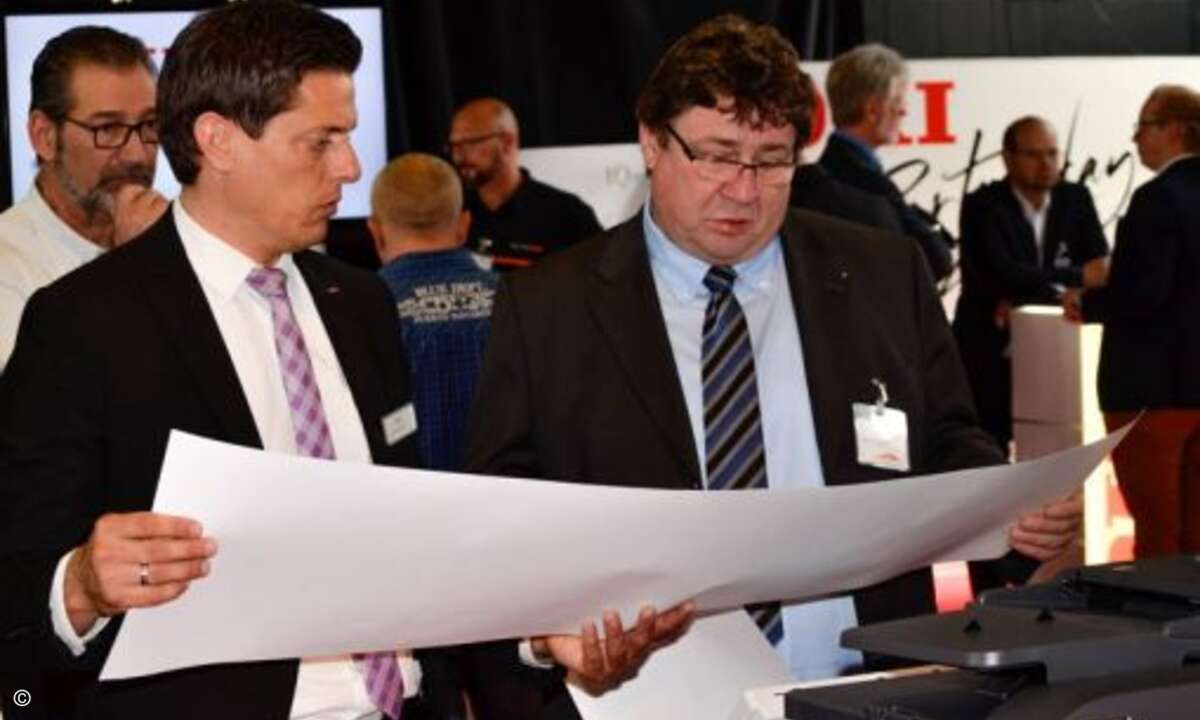 Bannerdruck ...(Foto: Oki Systems)