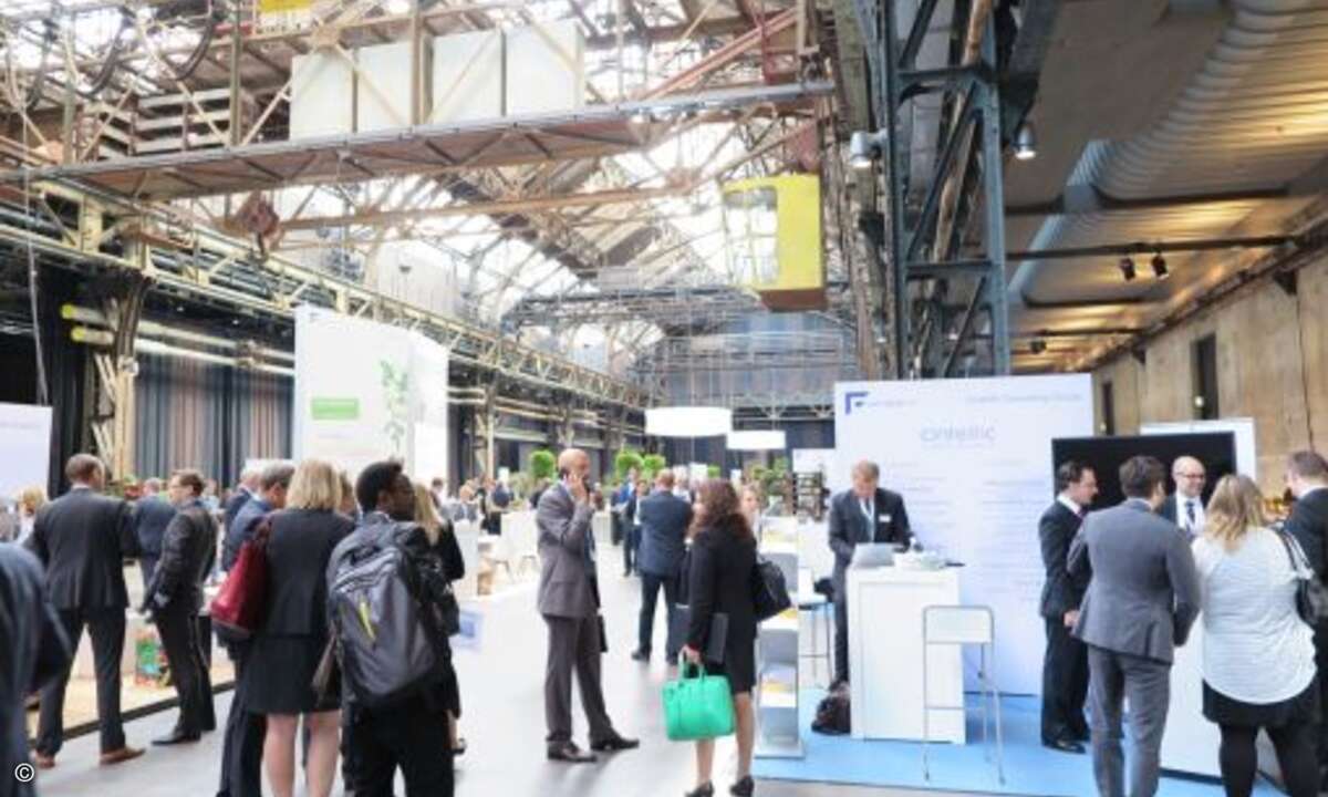 Die begleitende Ausstellung war gut besucht. (Foto: CRN)