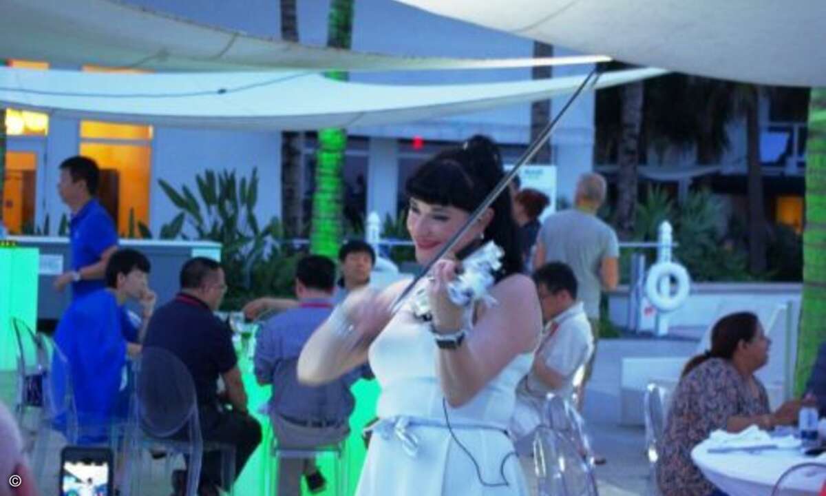Bei Unify spielen Partner längst nicht mehr die zweite Geige – auf dem Partner Congress übernimmt hingegen eine Profi-Violinistin