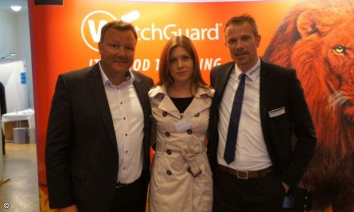 Matthias Jessen (Watchguard), Sandra Huber (CRN) und Matthias Stuhlmacher (Wick Hill) (Bild: CRN)