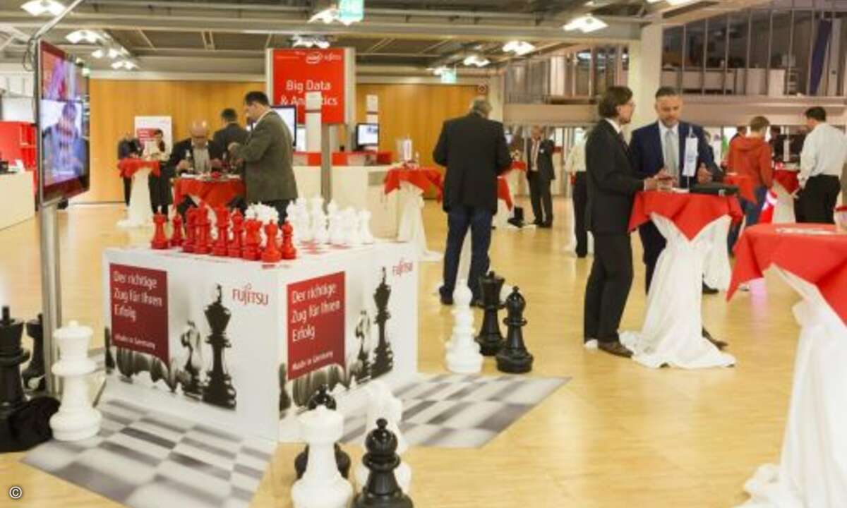 Individuelle Deko in Paderborn – an jedem Standort sieht der Regionaltag etwas anders aus (Bild: Fujitsu)