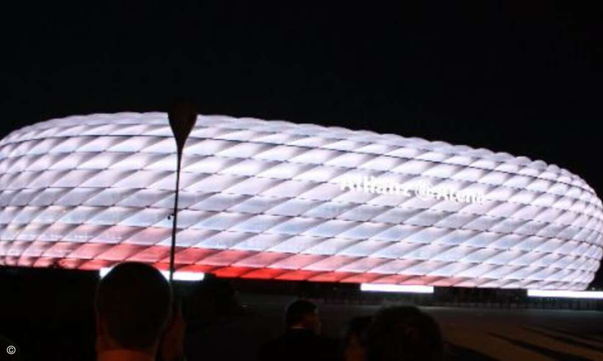 Von außen präsentiert sich die Allianz-Arena nun u.a. so. (Foto: elektroniknet.de)